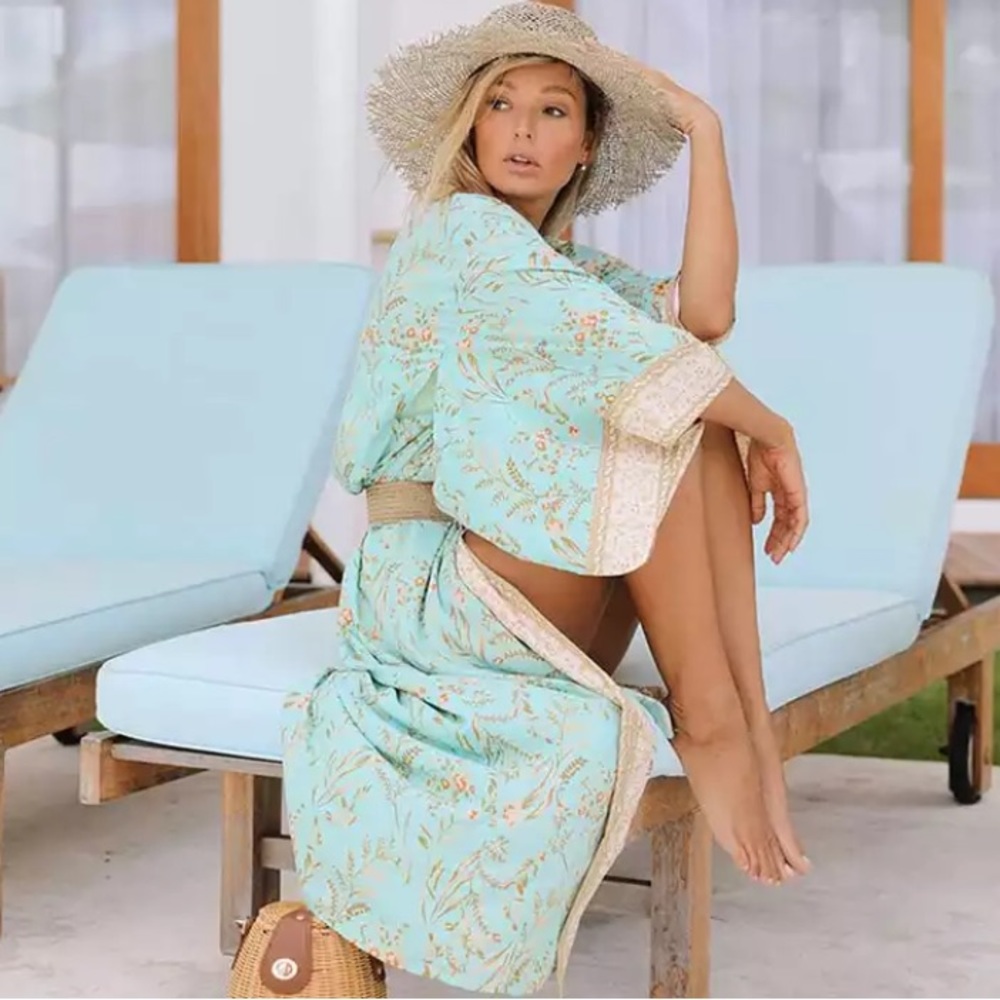 SOLD OUT . Turquoise Fields Floral Kimono Robe Coverup - Picture 3 of 7